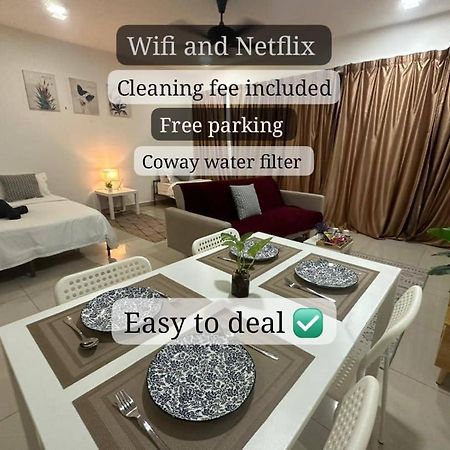 Alami Homestay Trefoil 瓜拉雪兰戈 外观 照片