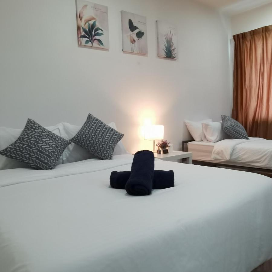 Alami Homestay Trefoil 瓜拉雪兰戈 外观 照片